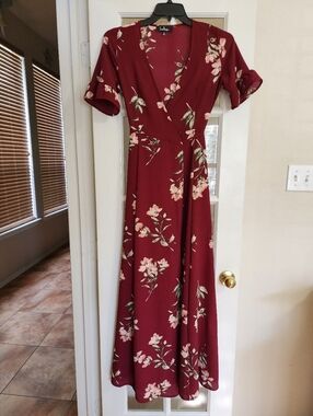 Lulus Burgundy Floral Wrap Maxi Dress XS Boho Flutter Sleeve V Neck